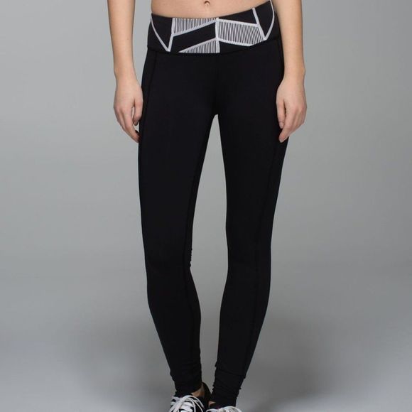 lululemon athletica Pants - Lululemon Black Speed Tight II (Brushed) Sz 2